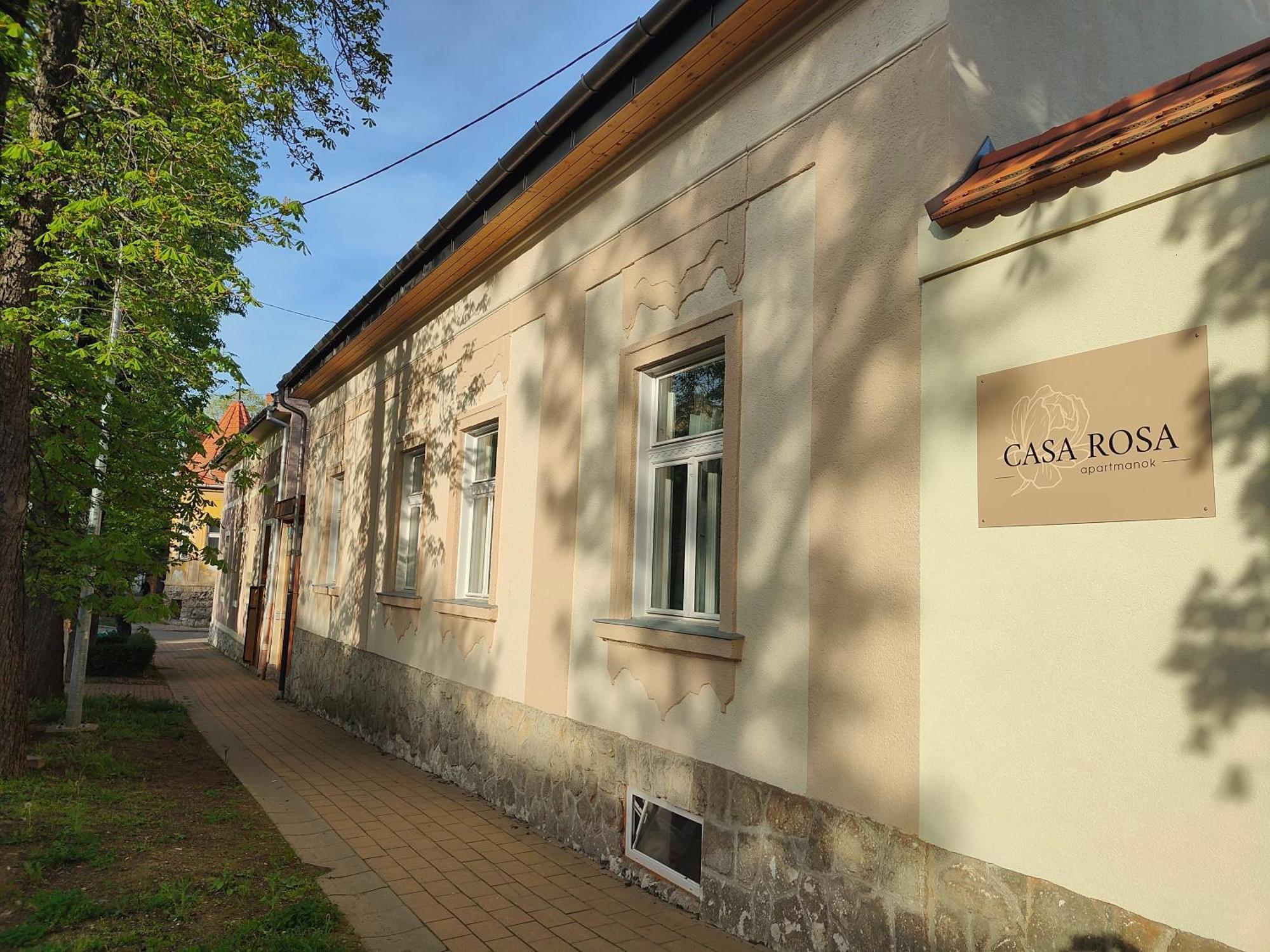 Casa Rosa Apartmanok Eger Luaran gambar